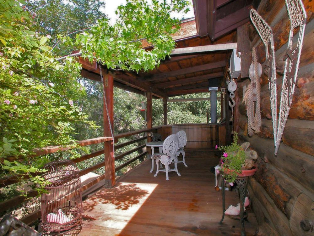 ג'וליאן Wikiup Hummingbird Hotel מראה חיצוני תמונה