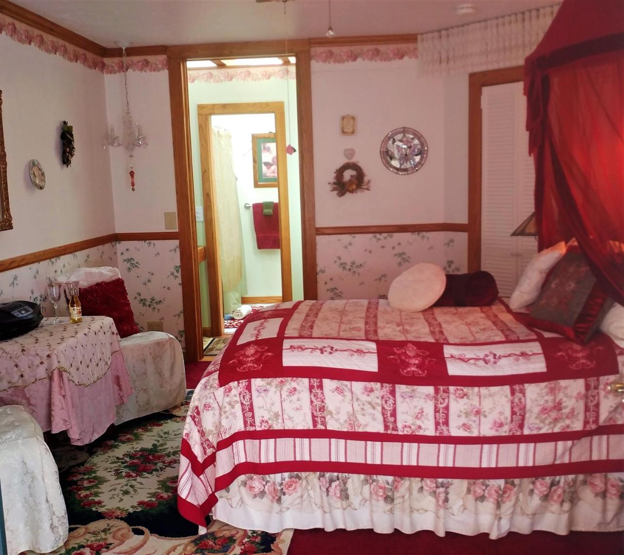 ג'וליאן Wikiup Hummingbird Hotel מראה חיצוני תמונה